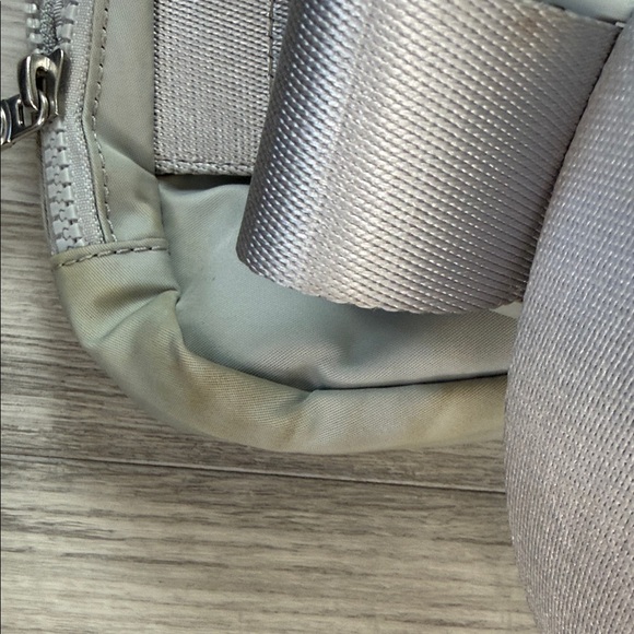 lululemon athletica Silver Belt Bag - Picture 4 of 5